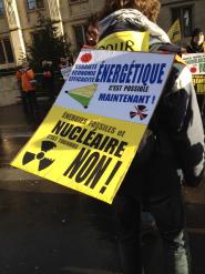 Chaine humaine contre le nucléaire Rouen
